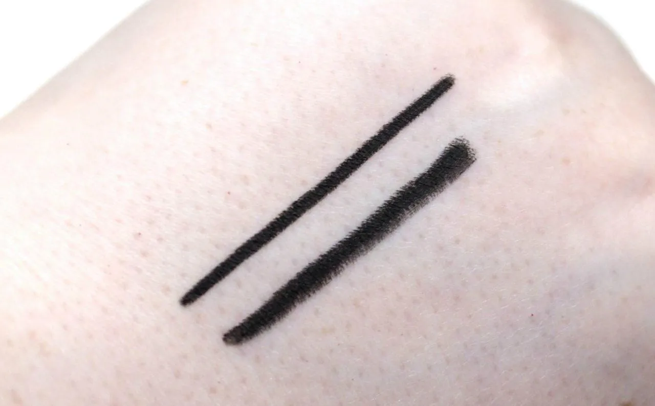 MAYBELLINE - Tattoo Liner Gel Pencil - 901 Intense Charcoal