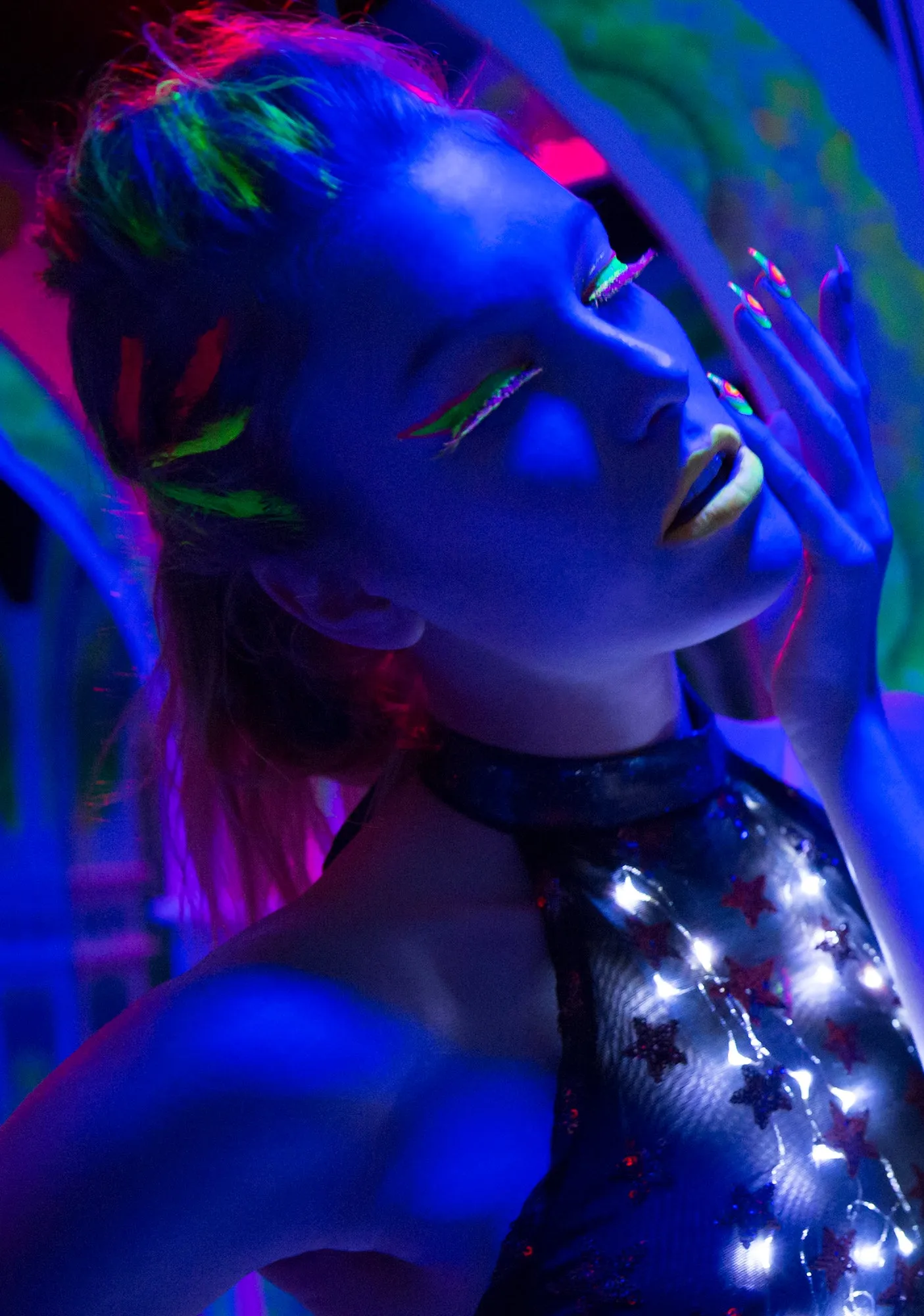 Pixie Sonic Wind UV Neon Mascara