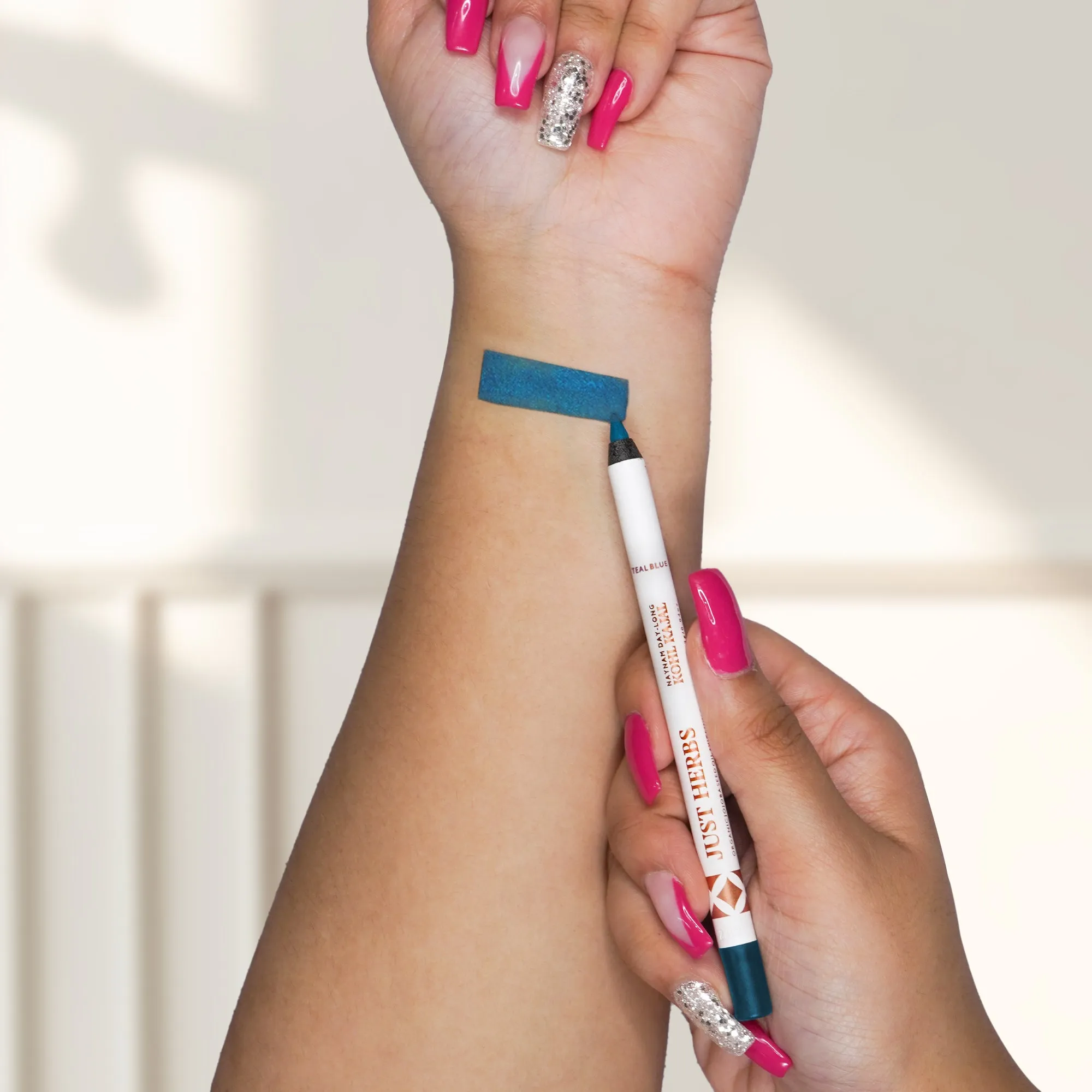 Teal Blue: Naynam Day Long Sharpenable Kajal